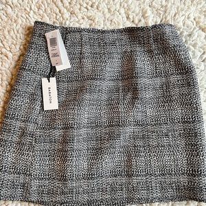 NWT Aritzia Babaton Kinsley Tweed Miniskirt